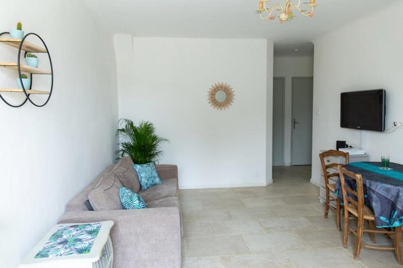 Entre Ble Et Lavande Apartment Bonnieux Luaran gambar